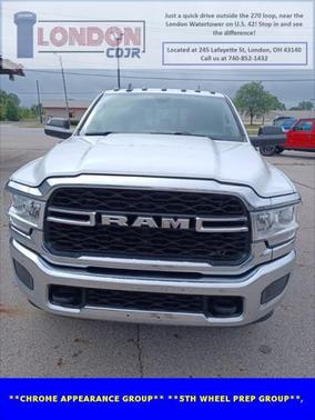 2020 RAM 2500 Tradesman Crew Cab 4X4 8' Box