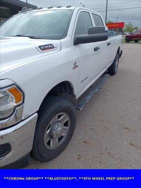 2020 RAM 2500 Tradesman Crew Cab 4X4 8' Box