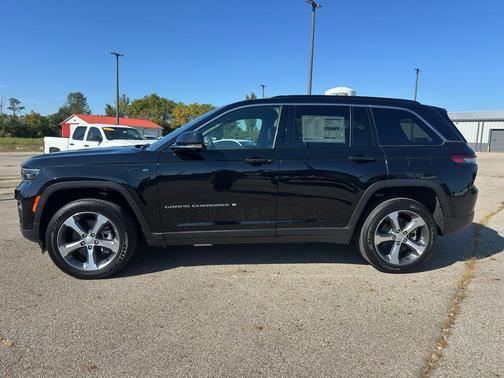 2024 Jeep Grand Cherokee 4xe Base