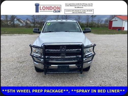 2018 RAM 3500 Tradesman Crew Cab 4x4 8' Box