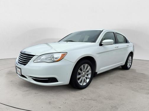 2013 Chrysler 200 Touring