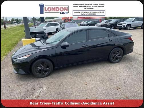 2022 Hyundai ELANTRA SEL