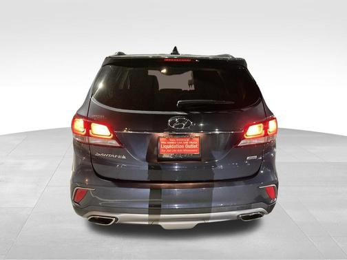 2017 Hyundai SANTA FE SE