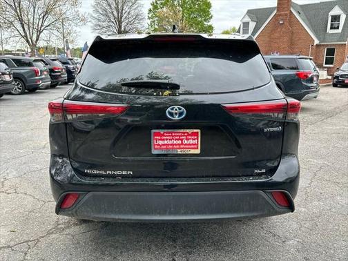 2021 Toyota Highlander Hybrid XLE