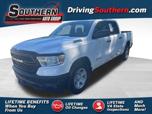 Bright White Clearcoat 2022 RAM 1500 Tradesman