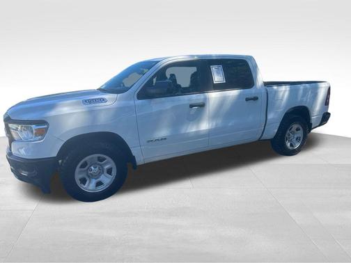 Bright White Clearcoat 2022 RAM 1500 Tradesman