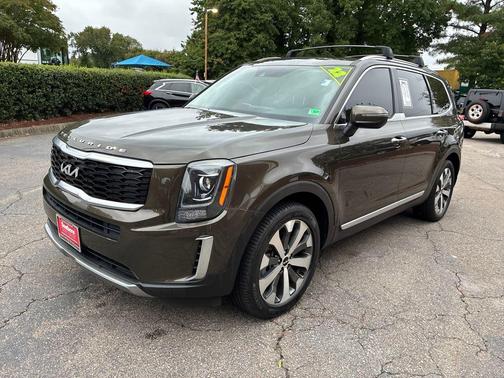 2022 Kia Telluride S