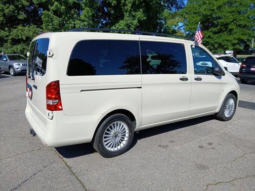 2023 Mercedes-Benz Metris Base