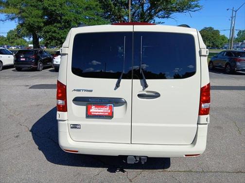 2023 Mercedes-Benz Metris Base