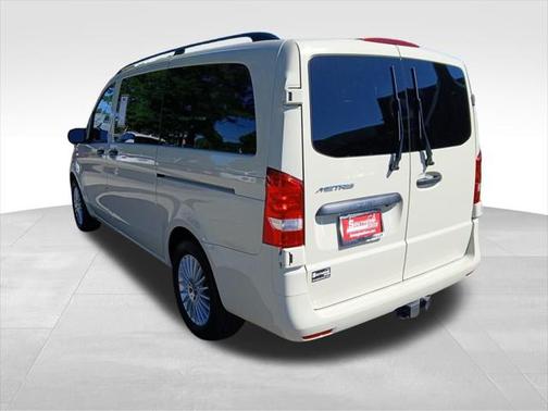 2023 Mercedes-Benz Metris Base