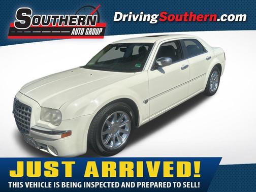 White 2006 Chrysler 300C Base