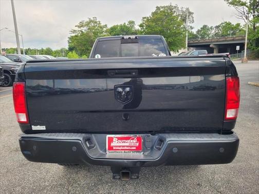 2017 RAM 2500 Big Horn Crew Cab 4x2 8' Box