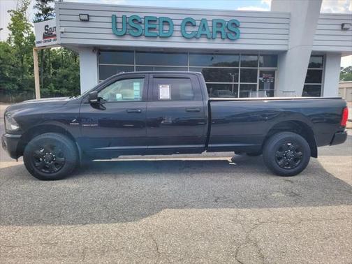 2017 RAM 2500 Big Horn Crew Cab 4x2 8' Box