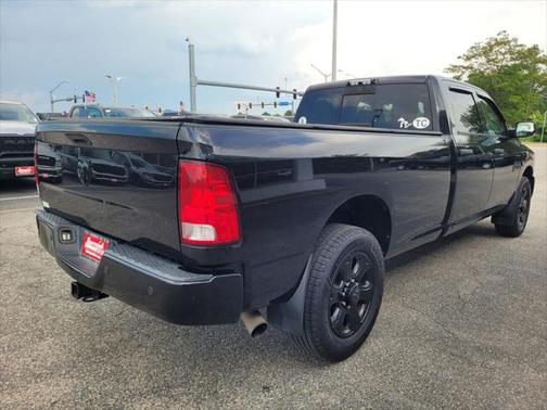 2017 RAM 2500 Big Horn Crew Cab 4x2 8' Box