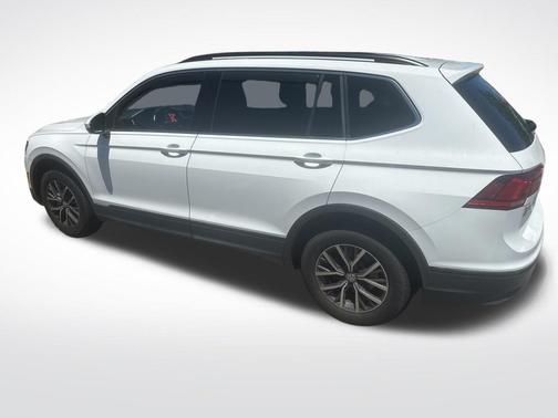 White 2019 Volkswagen Tiguan 2.0T SEL R-Line