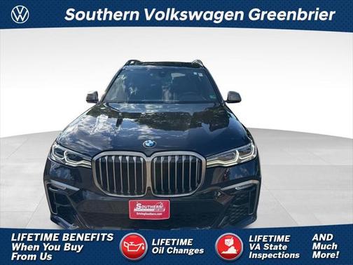 2021 BMW X7 M50i