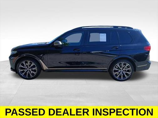 2021 BMW X7 M50i