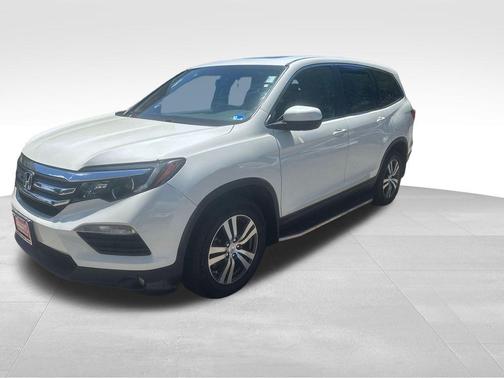 White Diamond Pearl 2017 Honda Pilot EX-L