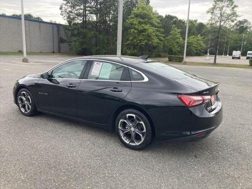 2022 Chevrolet Malibu FWD LT