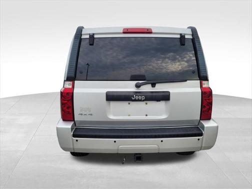 2009 Jeep Commander Sport