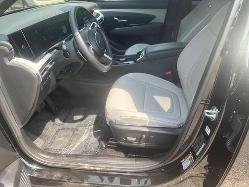 Phantom Black 2025 Hyundai SANTA CRUZ Limited