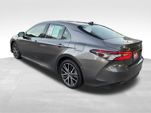 2021 Toyota Camry XLE