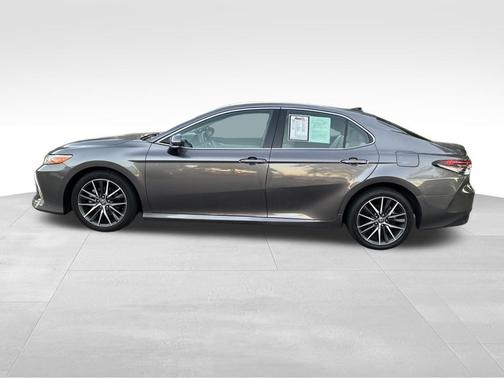2021 Toyota Camry XLE