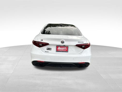 2020 Alfa Romeo Giulia Sport