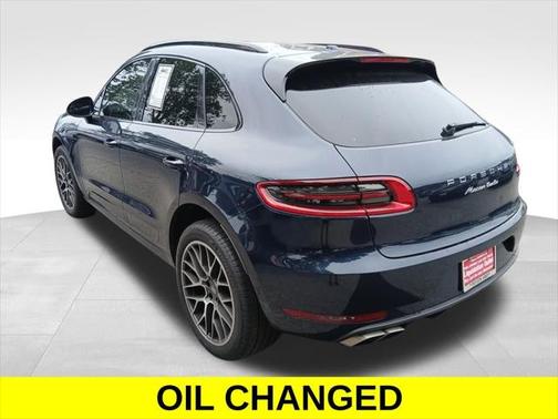 2017 Porsche Macan Turbo