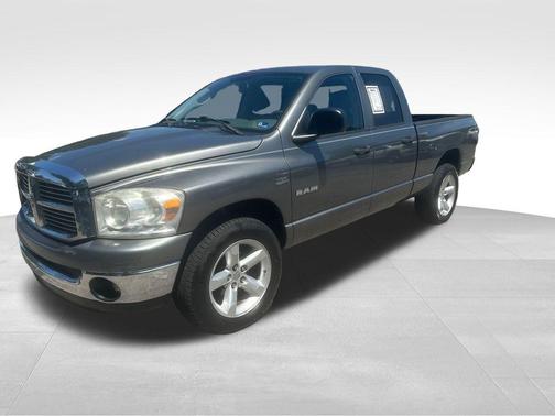 Mineral Gray Metallic Clearcoat 2008 Dodge Ram 1500 SLT Quad Cab