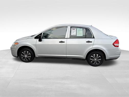 2011 Nissan Versa 1.6
