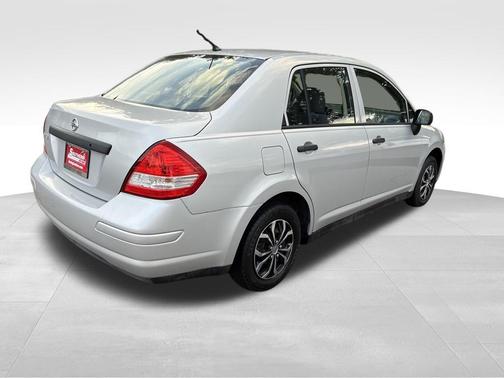 2011 Nissan Versa 1.6