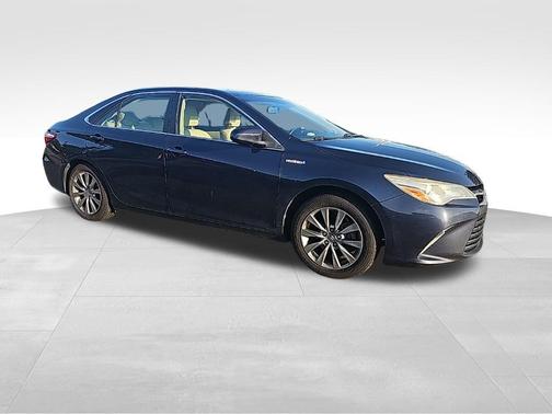 2015 Toyota Camry Hybrid XLE