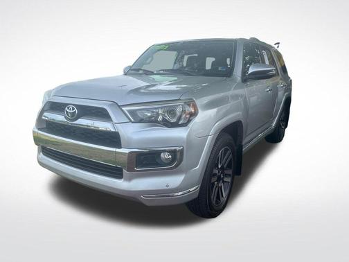 Classic Silver Metallic 2016 Toyota 4Runner Limited