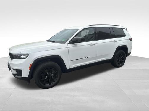 Bright White Clearcoat 2024 Jeep Grand Cherokee L Altitude