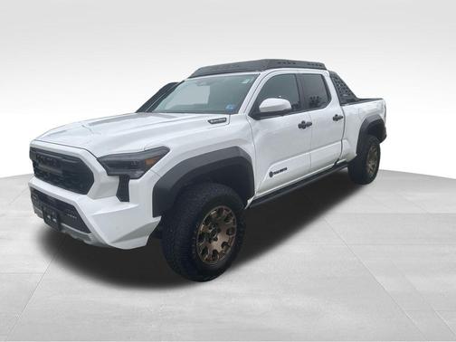 Ice Cap 2025 Toyota Tacoma Hybrid Trailhunter