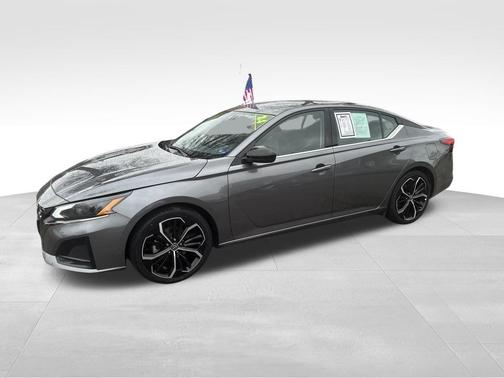 2024 Nissan Altima SR FWD