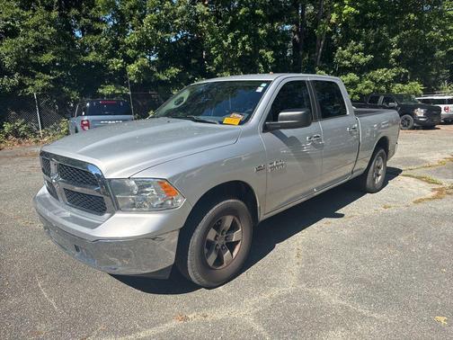 2017 RAM 1500 SLT