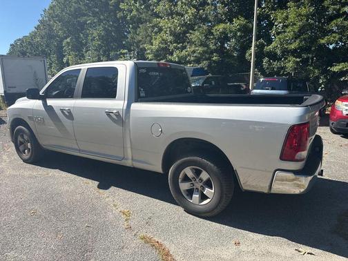 2017 RAM 1500 SLT
