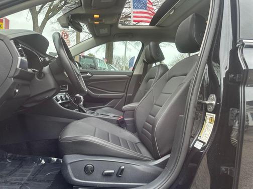 2024 Volkswagen Jetta 1.5T SE