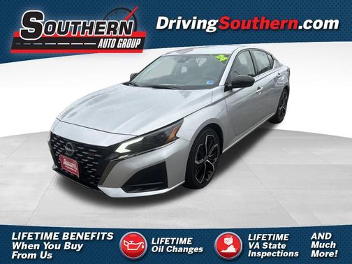 Brilliant Silver Metallic 2024 Nissan Altima SR FWD