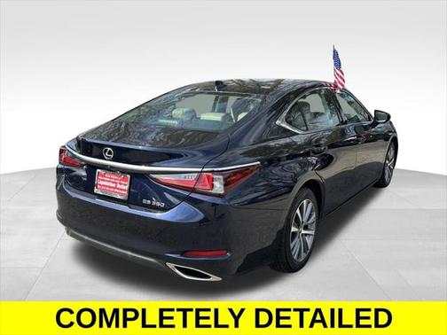 2021 Lexus ES 350 Base