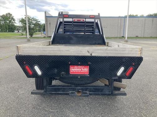 2017 RAM 2500 Tradesman Crew Cab 4x4 8' Box