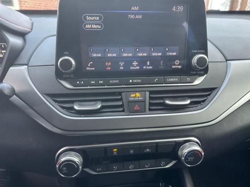 2024 Nissan Altima SR FWD