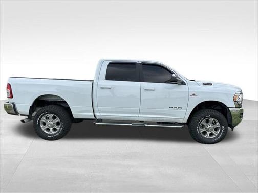 2022 RAM 2500 Big Horn Crew Cab 4x4 6'4' Box