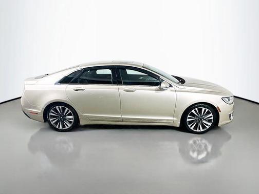 2017 Lincoln MKZ Reserve