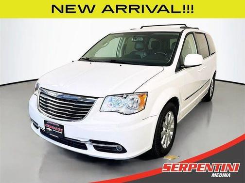 2014 Chrysler Town & Country Touring