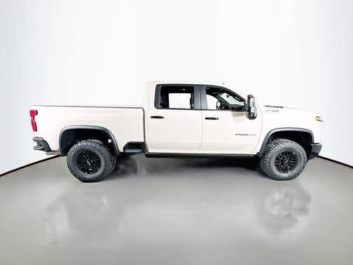 2026 Chevrolet Silverado 2500 ZR2