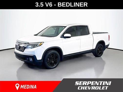 White Diamond Pearl 2017 Honda Ridgeline