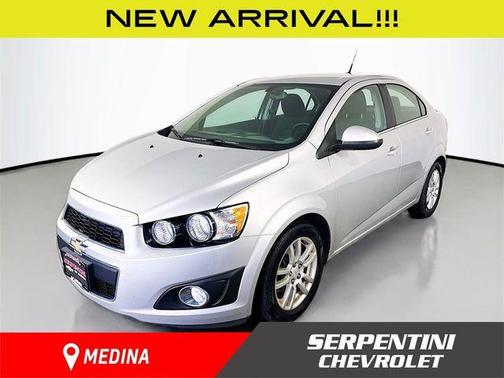 Silver Ice Metallic 2014 Chevrolet Sonic LT